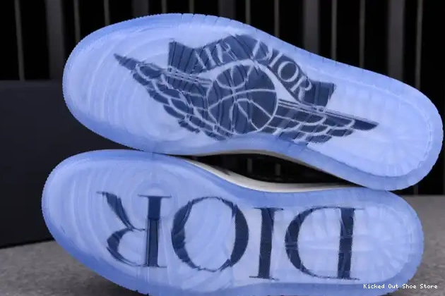 Kicked Out Shoe Store box) 1 DR JORDAN OG X CN8607-002 (DR shoe LOW 0613